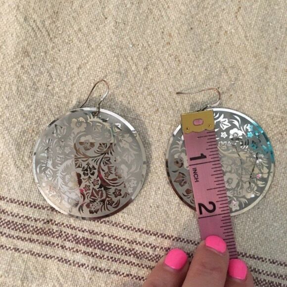 Gorgeous Silver Earrings - - Great Bundle Add on ! - Picture 7 of 7